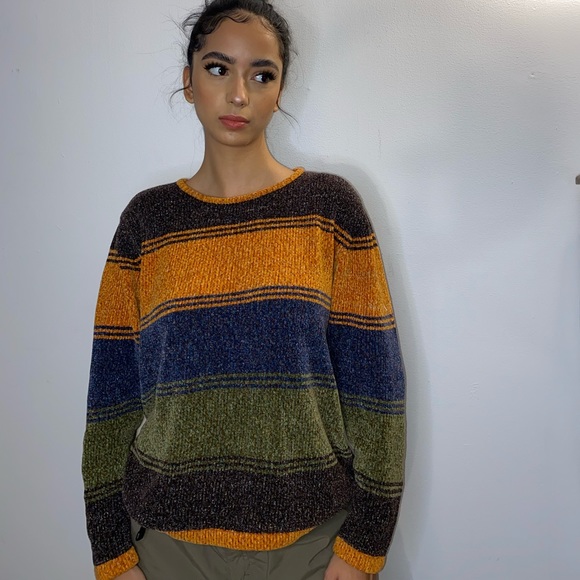 70s VINTAGE KNIT SWEATER - Picture 1 of 5